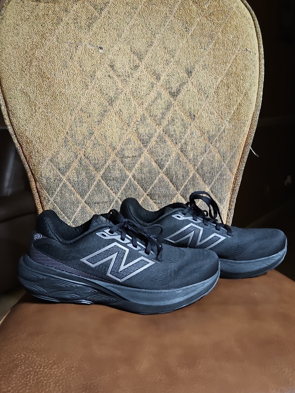 New Balance Fresh Foam X 880v15 Black Lace Up Sneakers Running Shoes